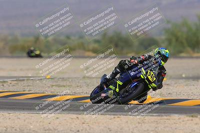 media/Oct-08-2023-CVMA (Sun) [[dbfe88ae3c]]/Race 5 Amateur Supersport Open/